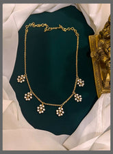 Beautiful Chain With Small Flowers - NN00448